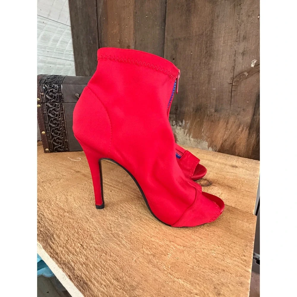 DBDK Fashion Red Stretch Peep Toe Stiletto Ankle Booties Y2K Club Heels Size 6.5
